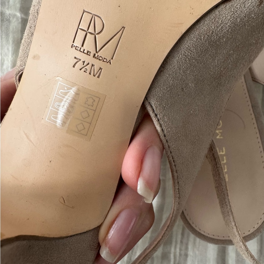 Minimalistic suede slingbacks - Picture 4 of 4